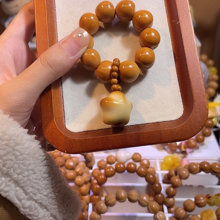 猴头核桃吊坠猴头屁桃手捻设计款