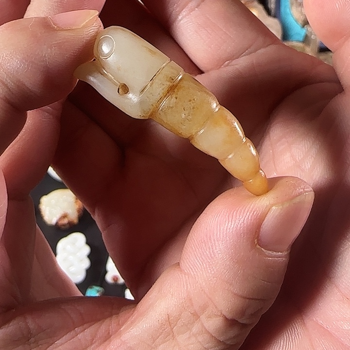 和田玉（糖玉）未镶嵌颈饰