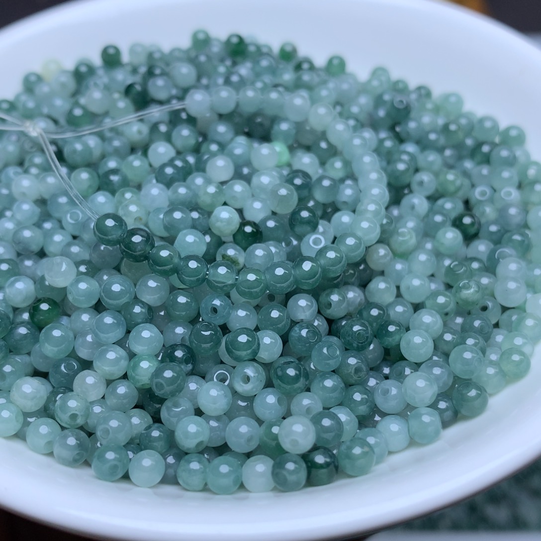 【闪购商品】翡翠手链未镶嵌卡3.5冰蓝水100个