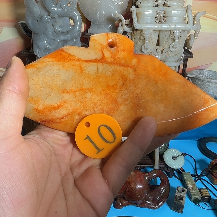 和田玉未镶嵌把件