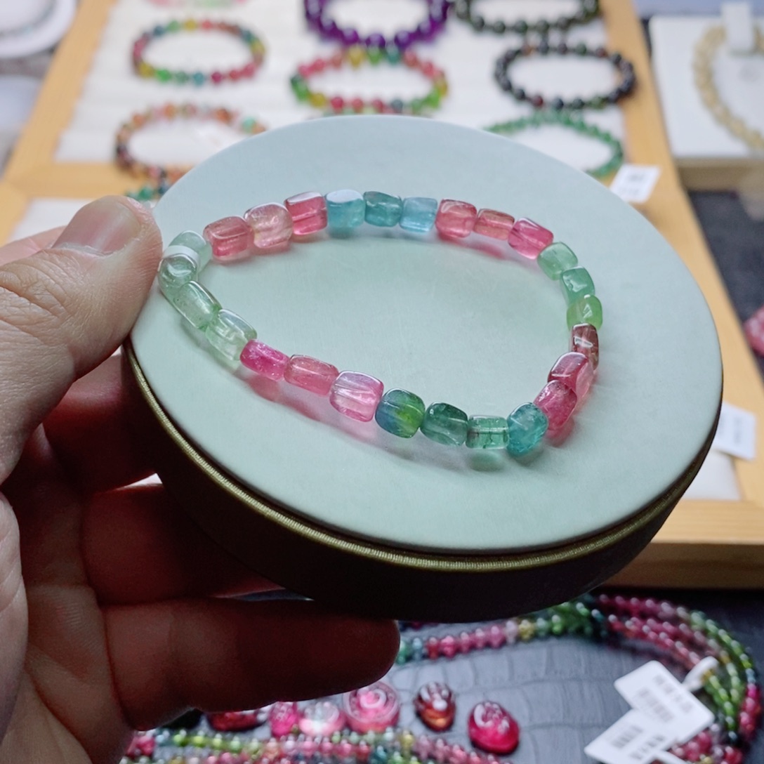 碧玺碧玺手链未镶嵌