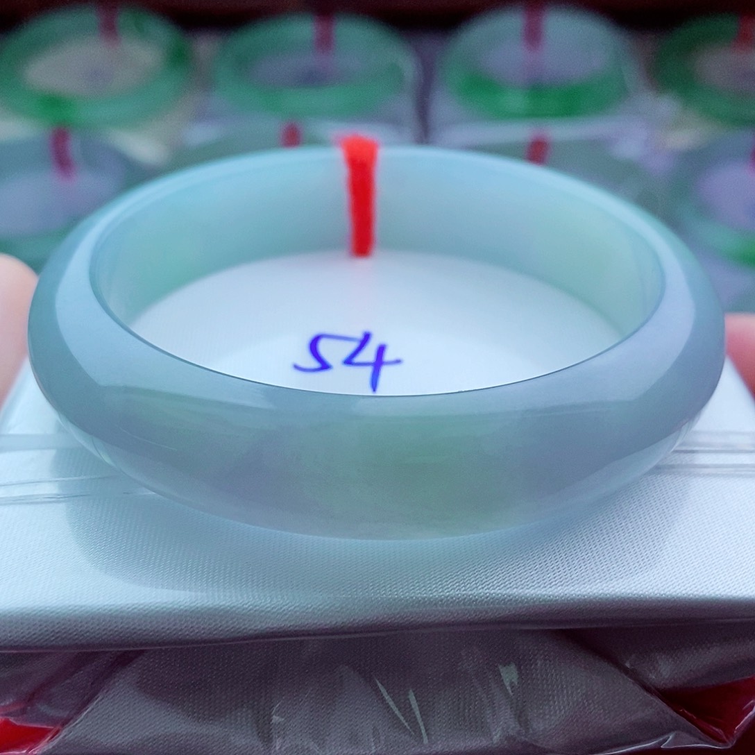 翡翠手镯未镶嵌春彩  1号