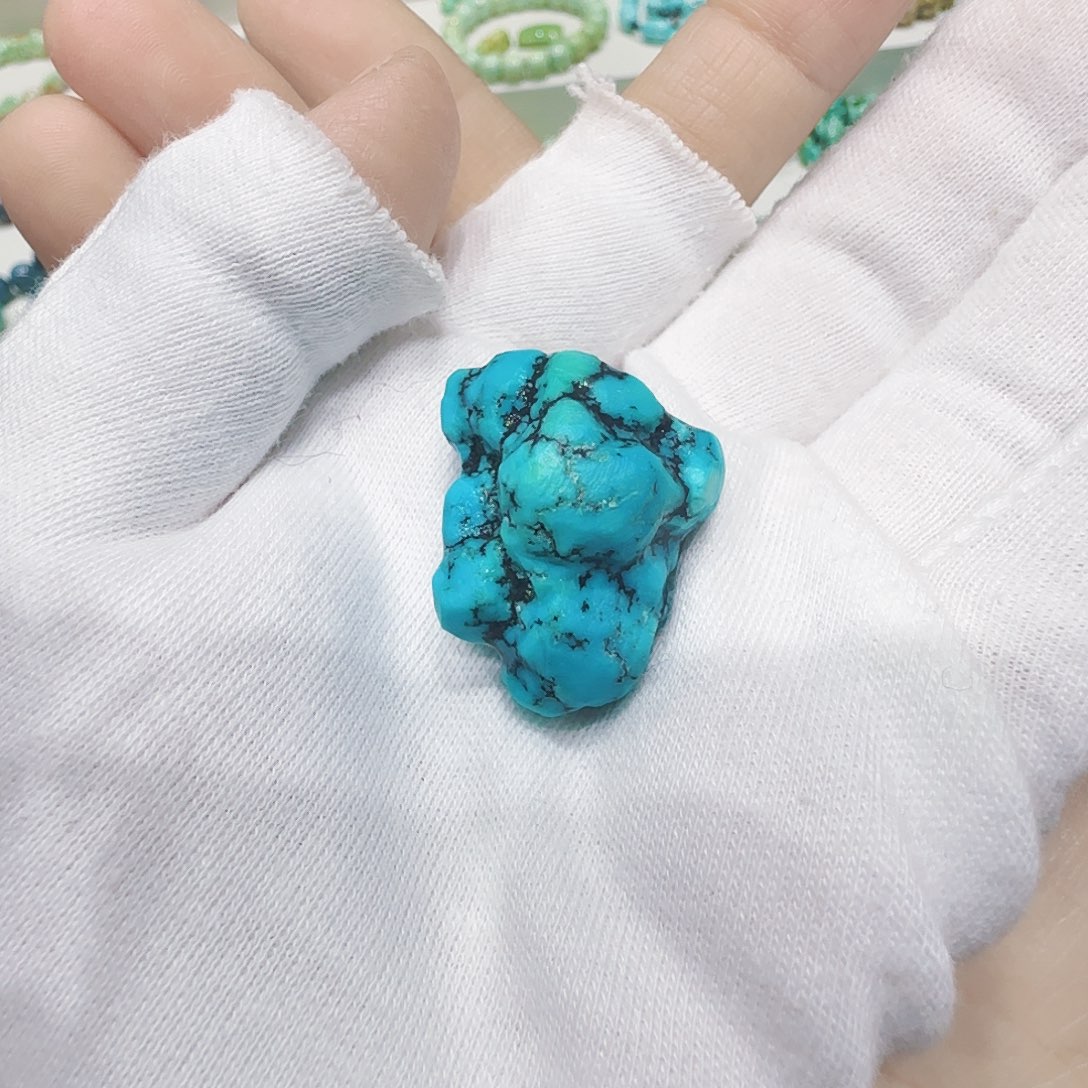 绿松石未镶嵌原矿绿松石