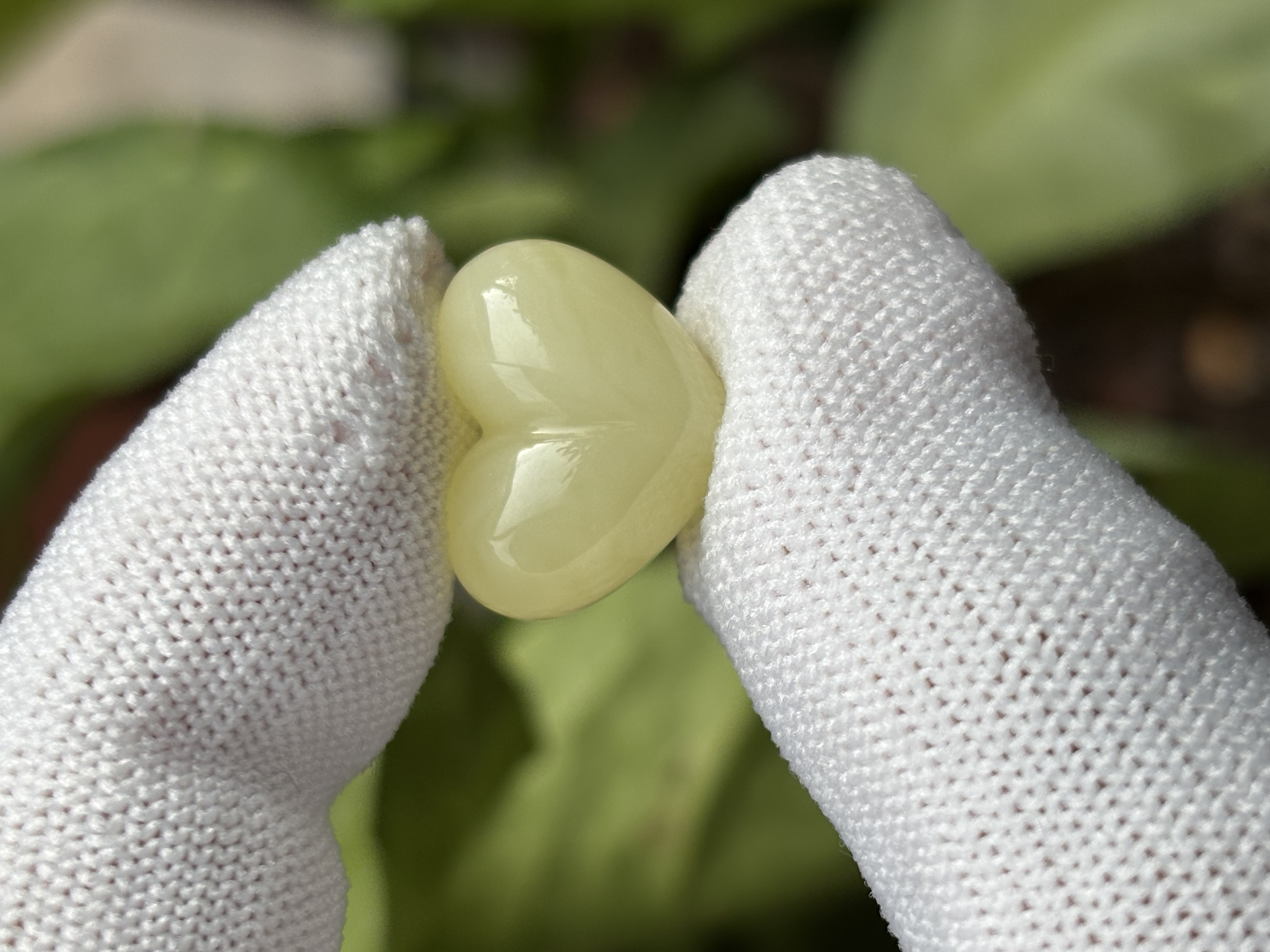 3761天然蜜蜡琥珀屁桃配饰17.6x14.8x10.2mm