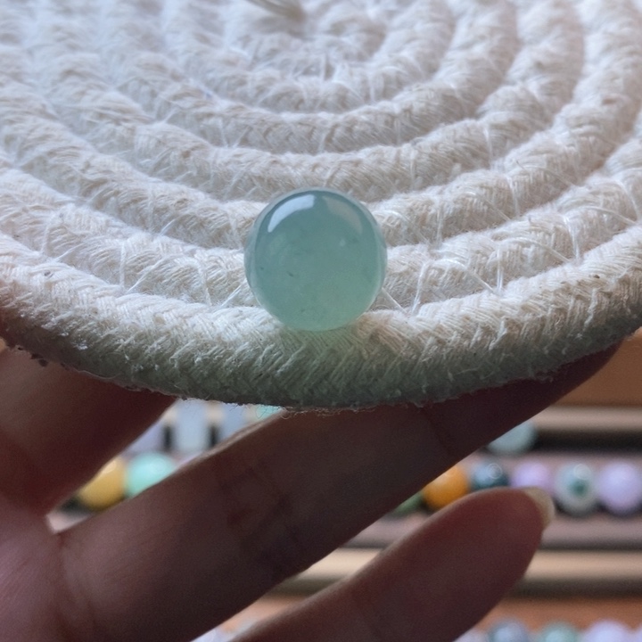 未镶嵌定制翡翠冰蓝圆珠 卡12.3