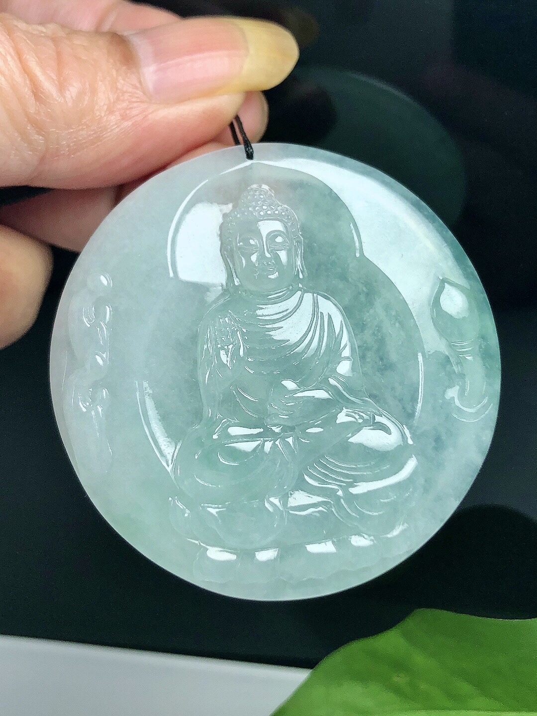 缅甸天然翡翠A货，冰种起胶如来佛吊坠挂件守护神精雕冰透正品挂坠