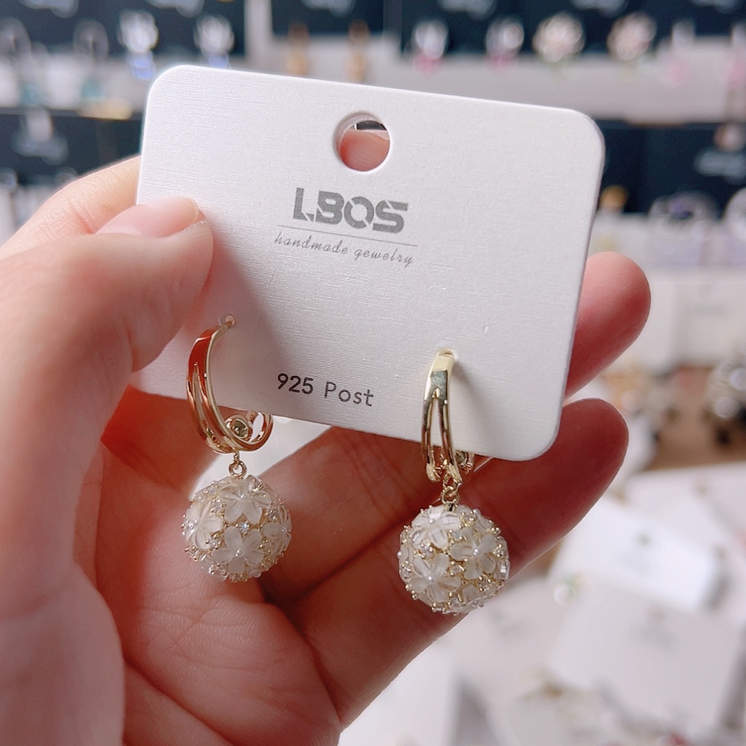 锆石纯铜合金耳环的