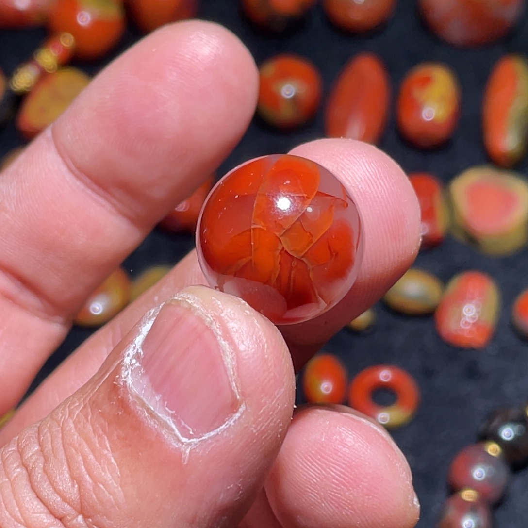 抹***檬南红玛瑙未镶嵌手链18单珠