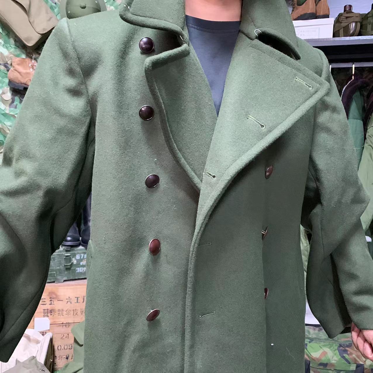 扒伍呢子大衣冬款保暖男士绿色呢大衣秋冬