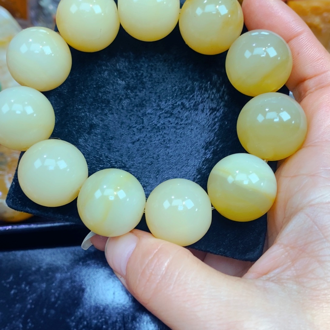 未镶嵌石英质玉（黄龙玉）吊坠(不含链)