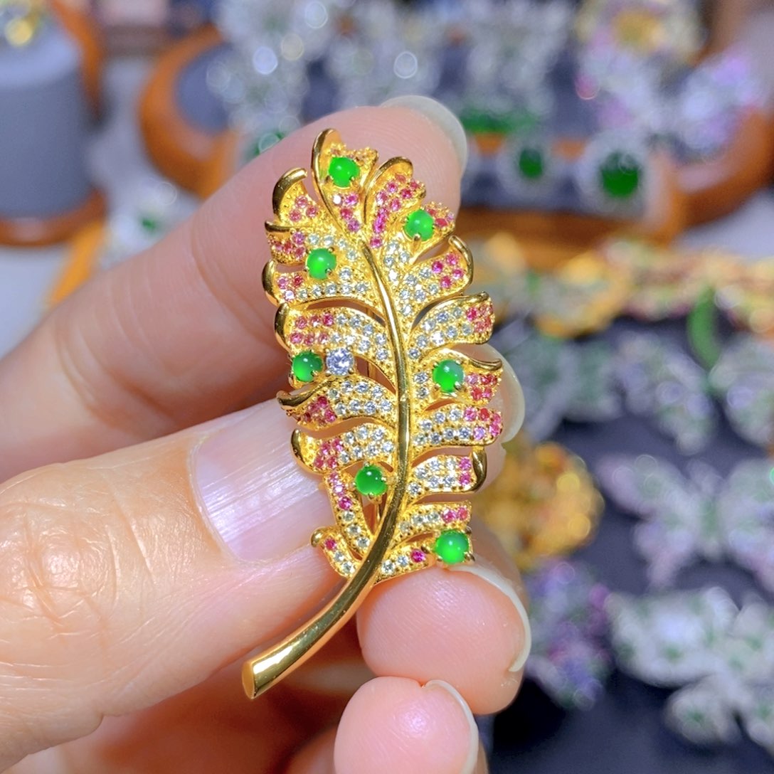 翡翠颈饰合金天然翡翠