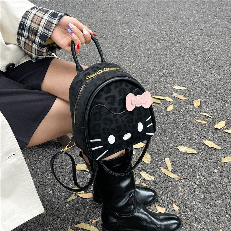 时尚可爱卡通HelloKitty迷你包包女2025新款洋气百搭高级感双肩包