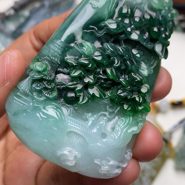 定制翡翠未镶嵌猪*兽