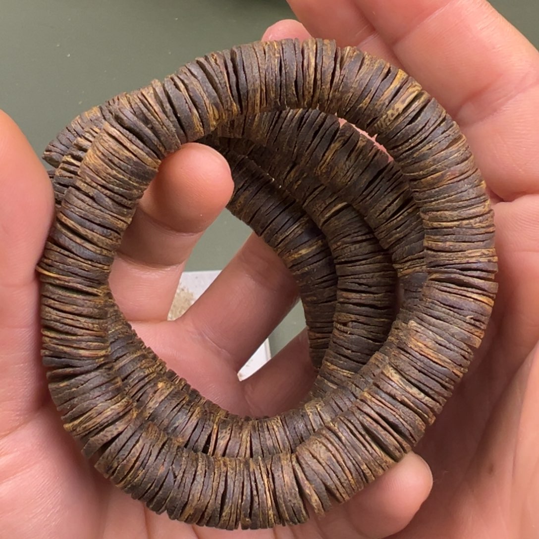 沉香手串海南老白棋沉水片珠单圈多样性发一条1.1/19g