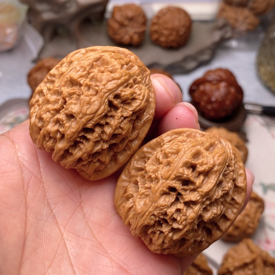 【闪购商品】文玩核桃吊坠将军