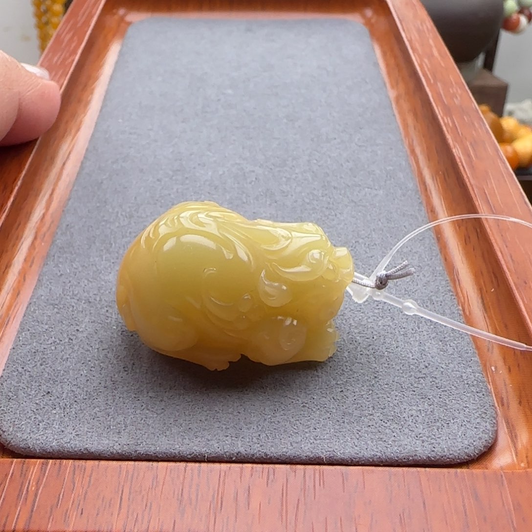 石英质玉未镶嵌配饰