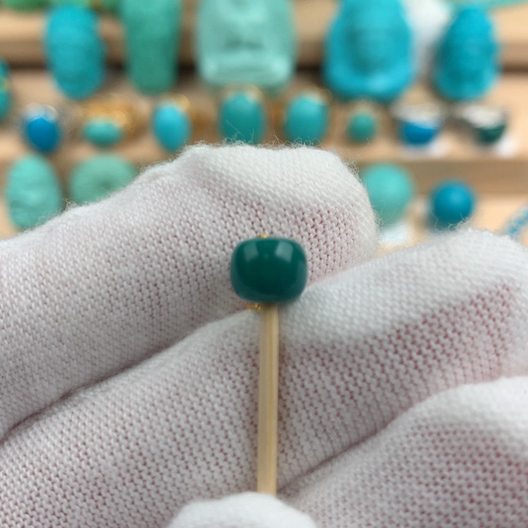 绿松石配饰未镶嵌6.6-5.6mm