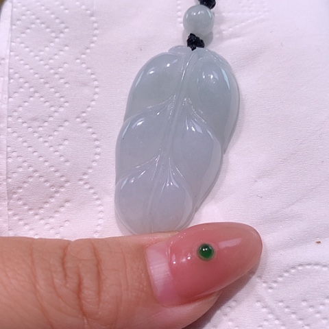 颈饰未镶嵌翡翠叶子