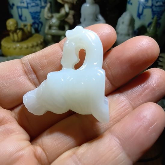 和田玉（糖玉）未镶嵌挂件精美物品精美物品