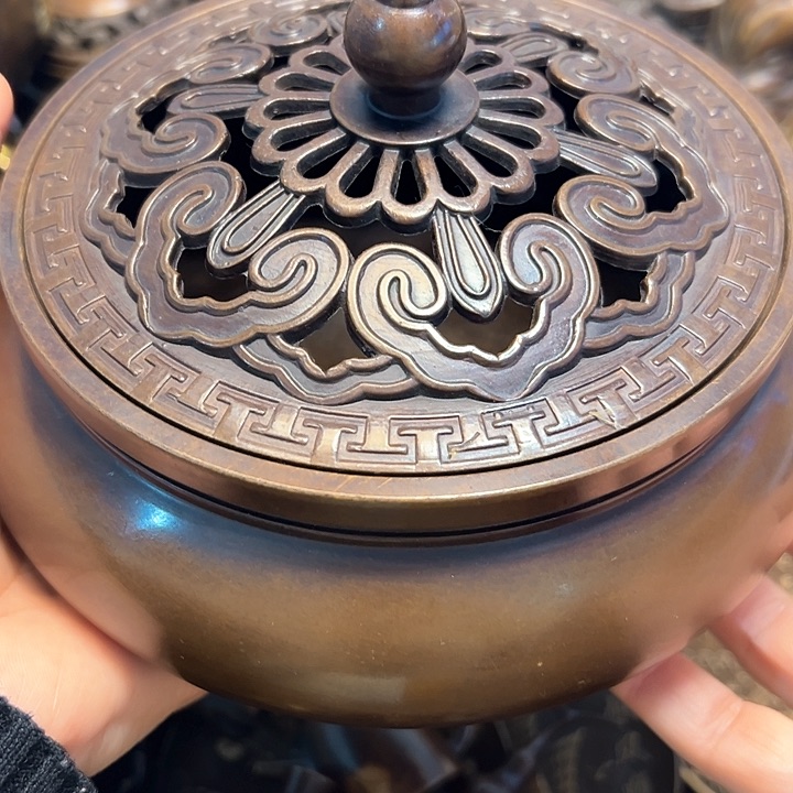 铜器摆件老王直播间