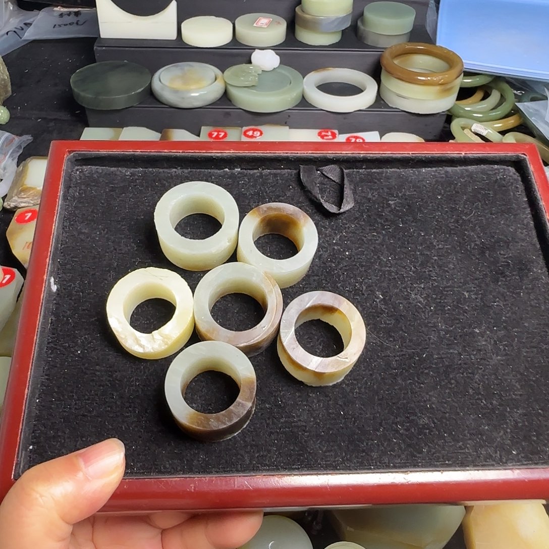 未镶嵌和田玉（糖玉）珠宝半成品瑕疵品不退换