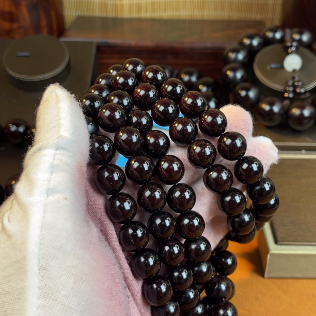 檀香紫檀（小叶紫檀）保**航