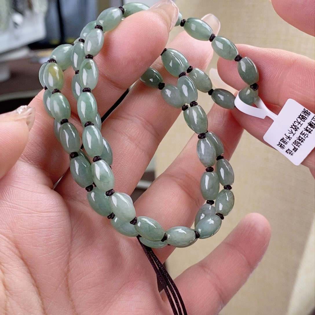 翡翠颈饰未镶嵌差****✨