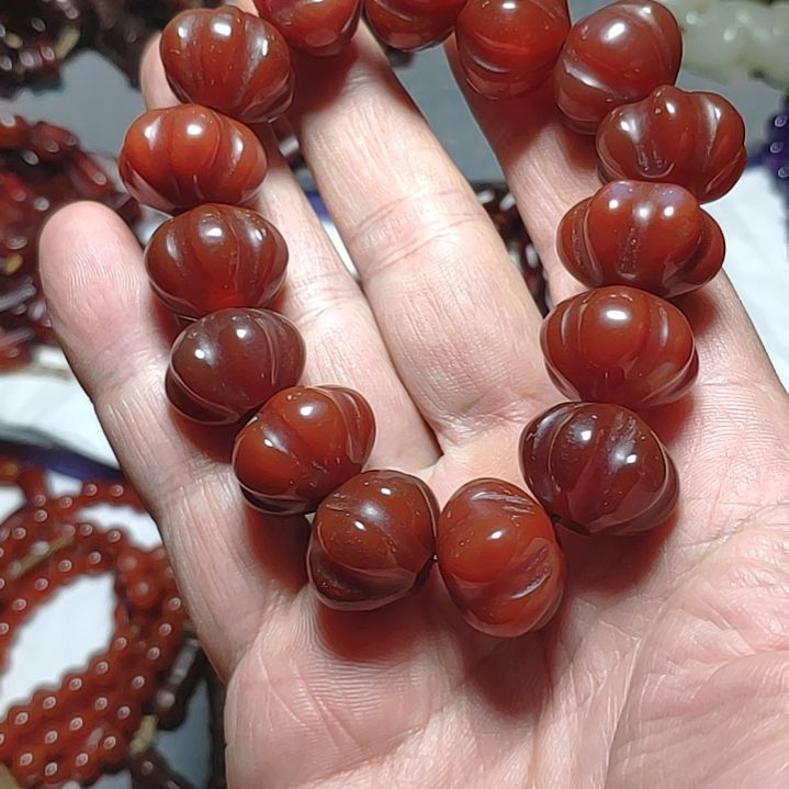 玛瑙/玉髓颈饰未镶嵌财****取