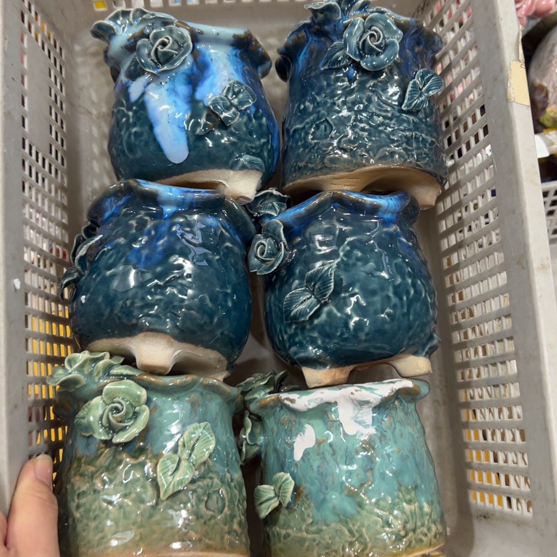 瑕疵3117 花盆拍满20元发货，退款拉黑