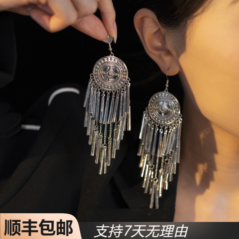 S36国风气质饰品灵动女民族风耳饰苗族精致耳环素款轻奢