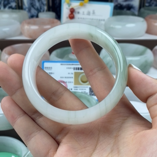 石英质玉（金丝玉）未镶嵌手镯