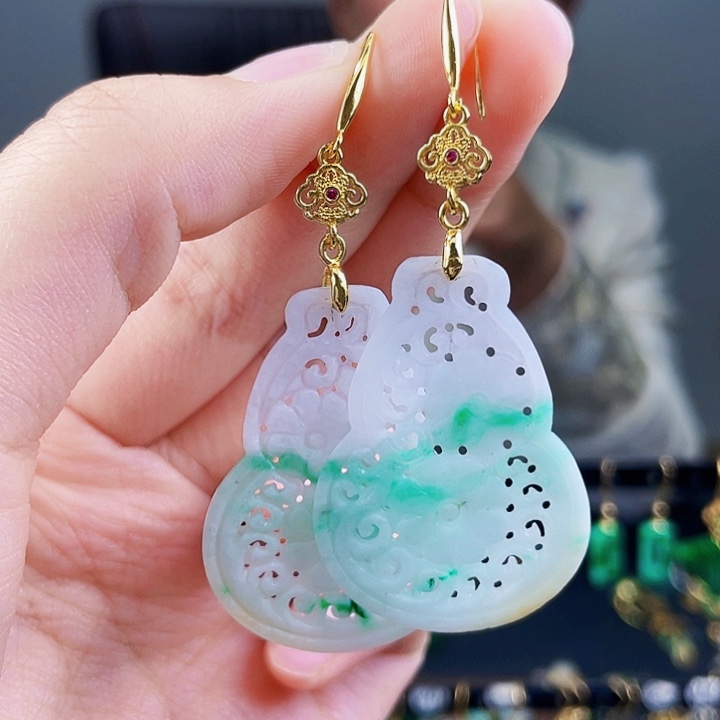 翡翠耳饰未镶嵌饰品