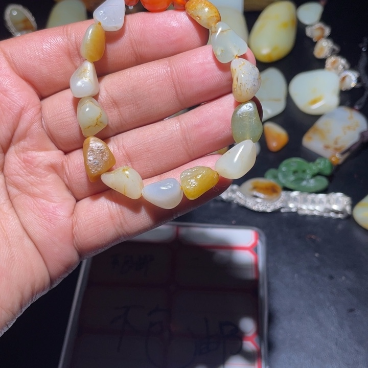 天然和田玉籽料手链