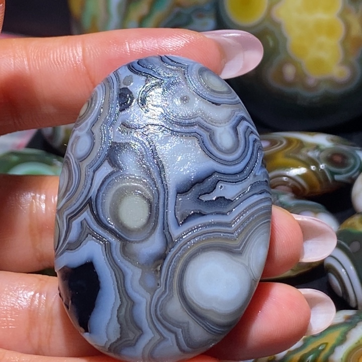 玛瑙/玉髓未镶嵌珠宝奇石34