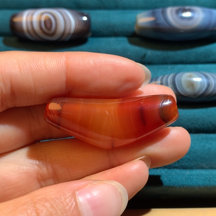 未镶嵌玛瑙/玉髓珠宝奇石