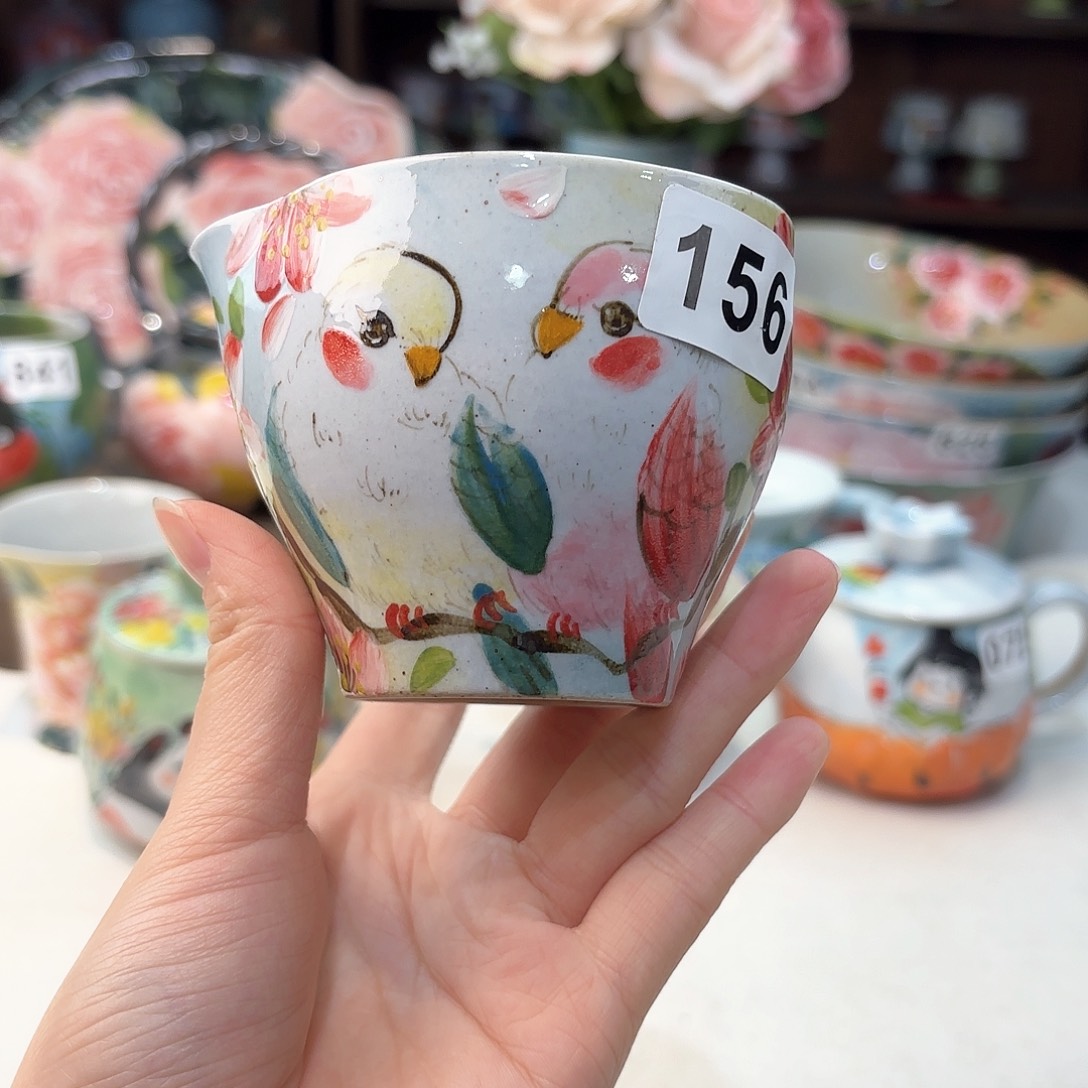 瓷片兔兔好可爱啊我