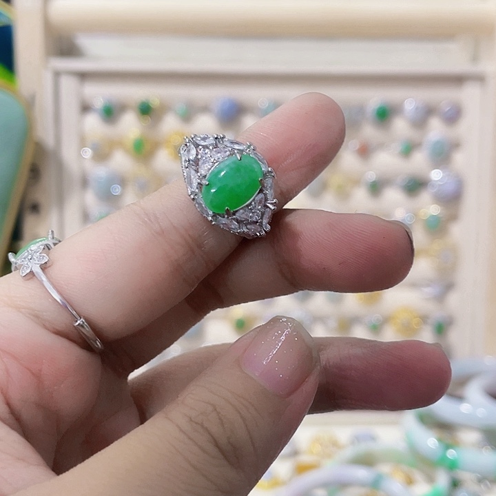 翡翠未镶嵌颈饰天然翡翠