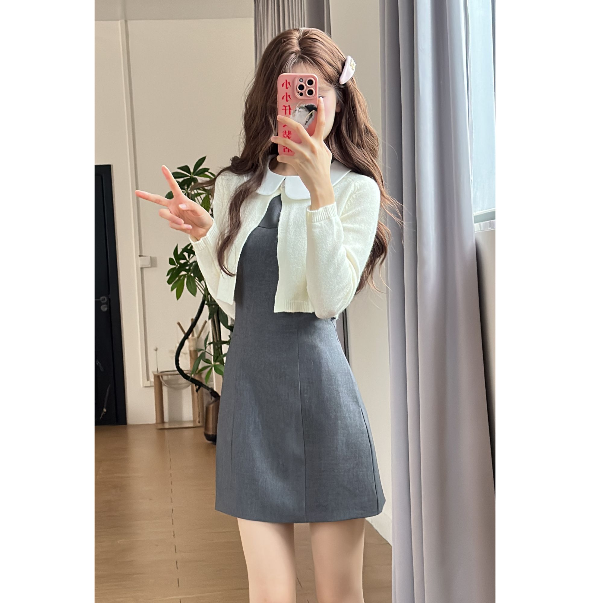 小小仟 【经典分割线2.0】重磅撑感TR收腰娃娃领连衣裙奶白色开衫