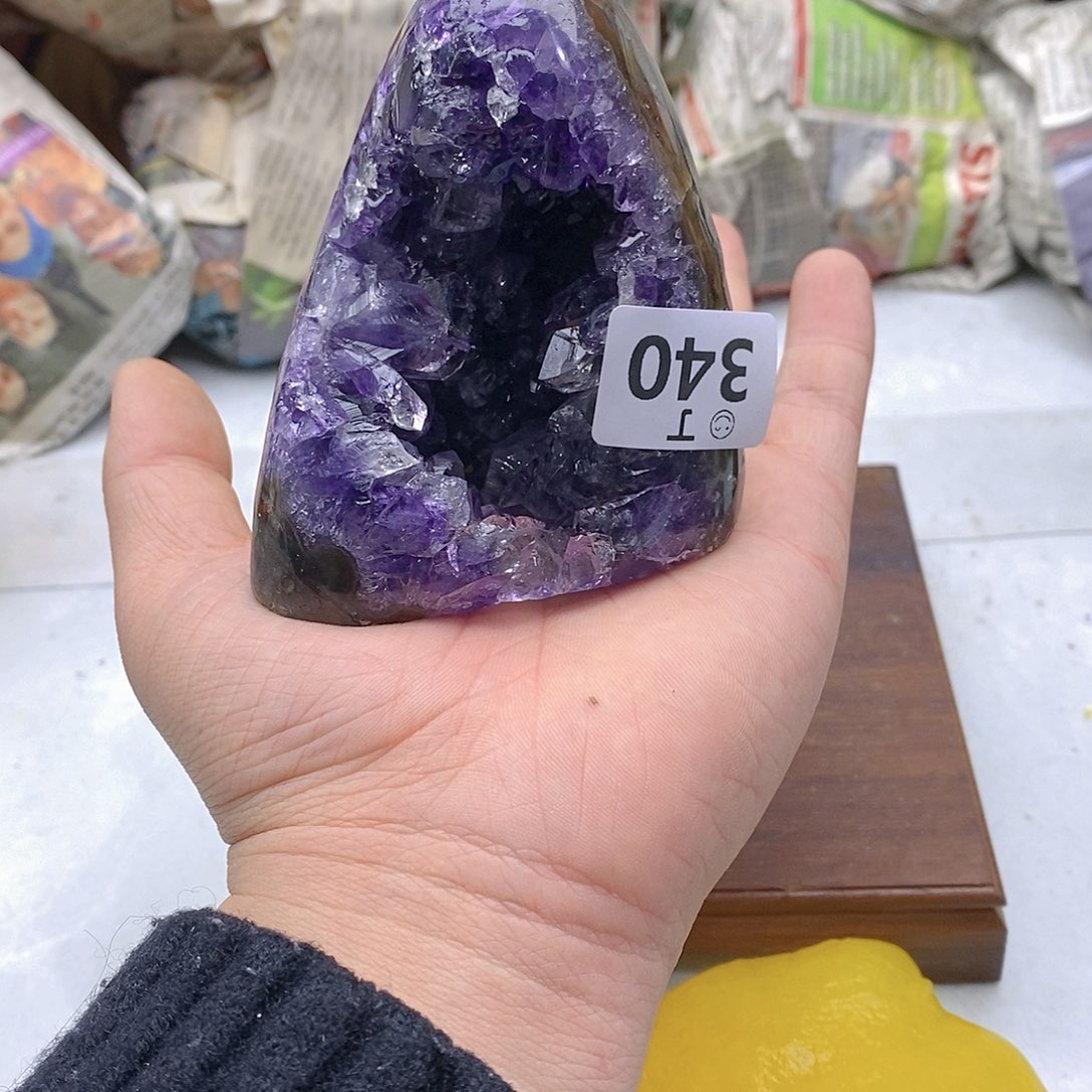 紫晶大型摆件（非配饰）未镶嵌