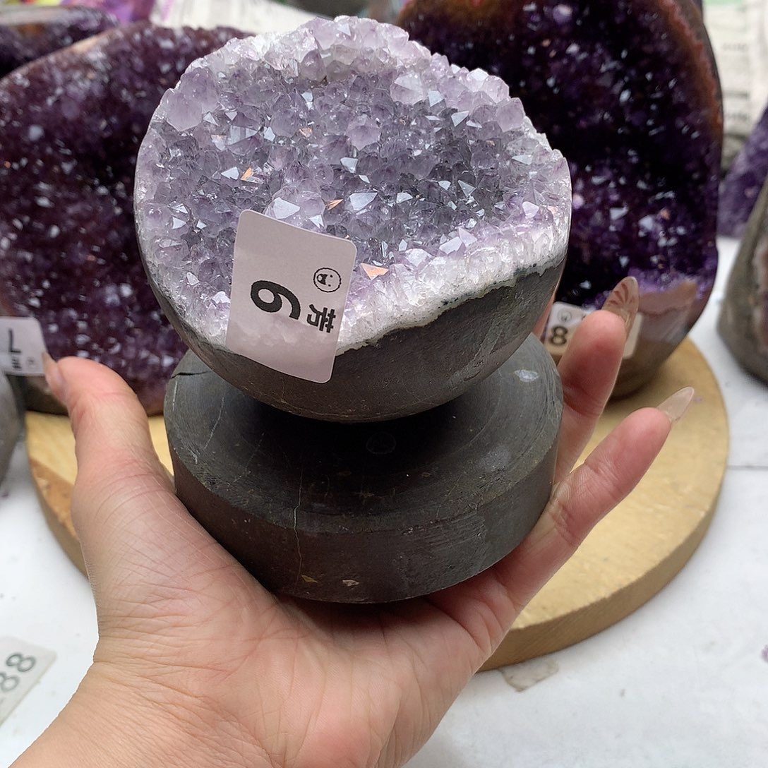 紫晶大型摆件（非配饰）未镶嵌