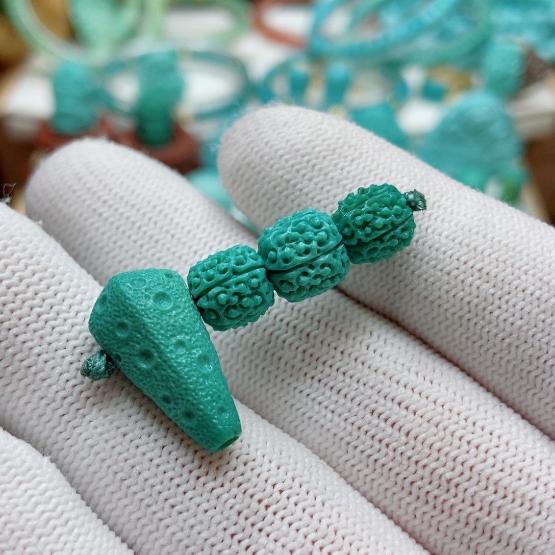 绿松石珠子未镶嵌