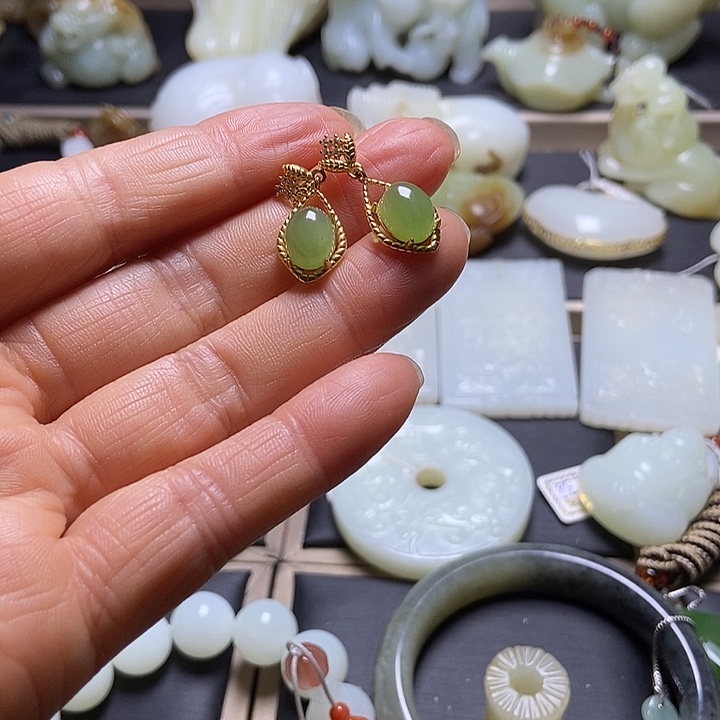 和田玉未镶嵌挂件