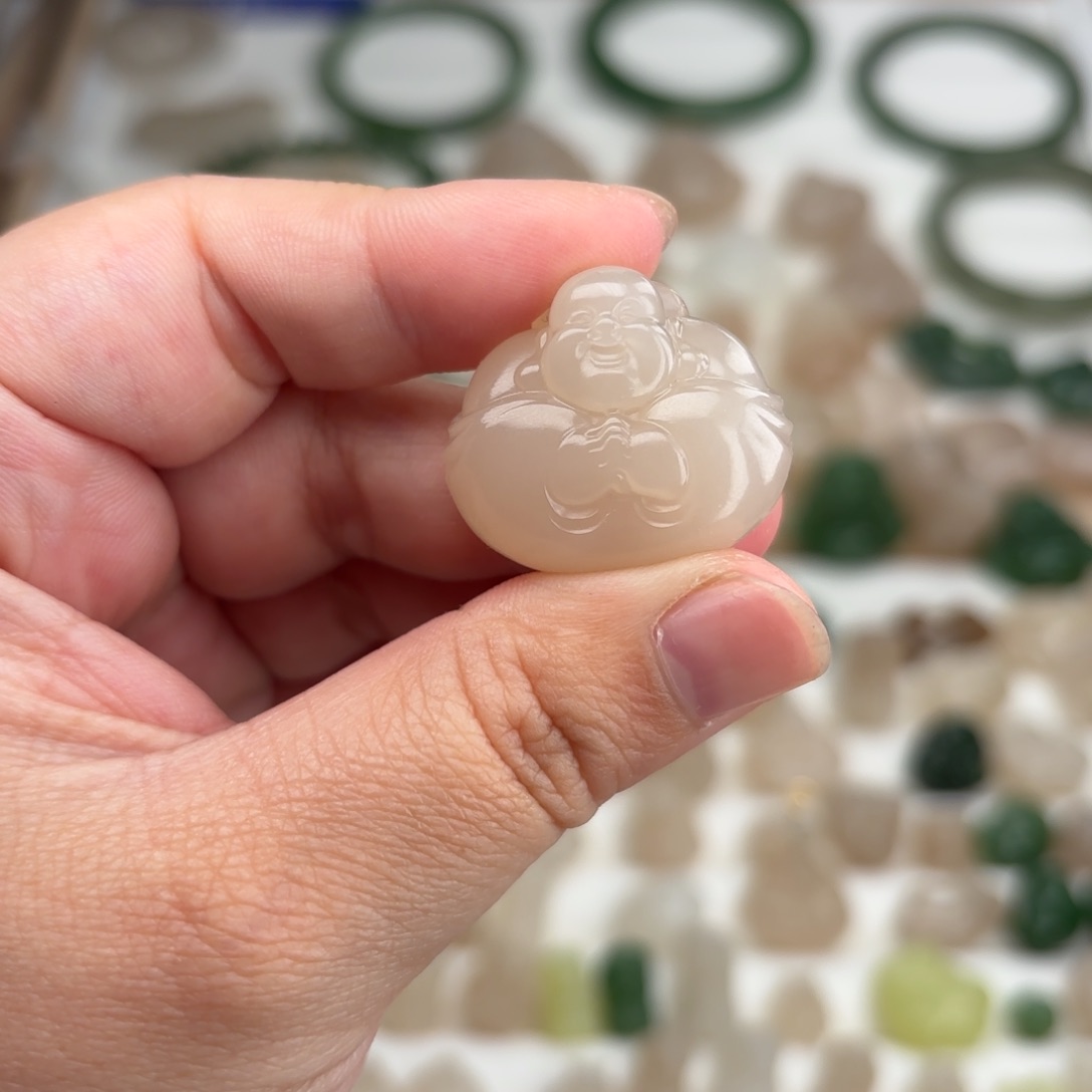 和田玉颈饰未镶嵌c****a