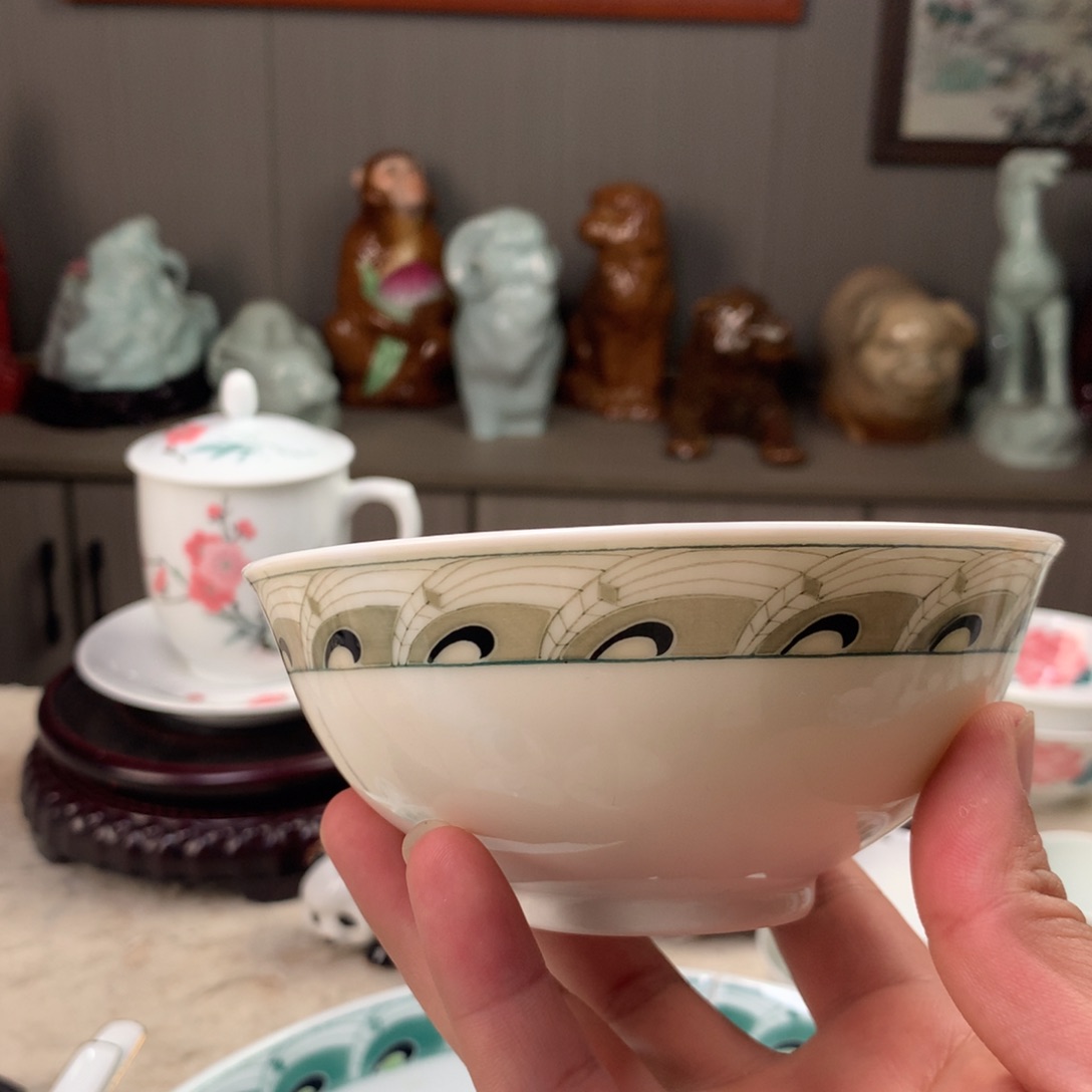 宇***羡部所7502麦浪饭碗（吸烟）