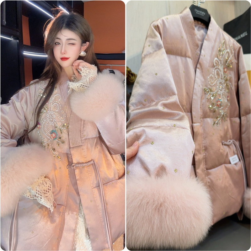 【桃枝绒云】63909重工轻奢国风毛毛羽绒服上衣外套女胖MM
