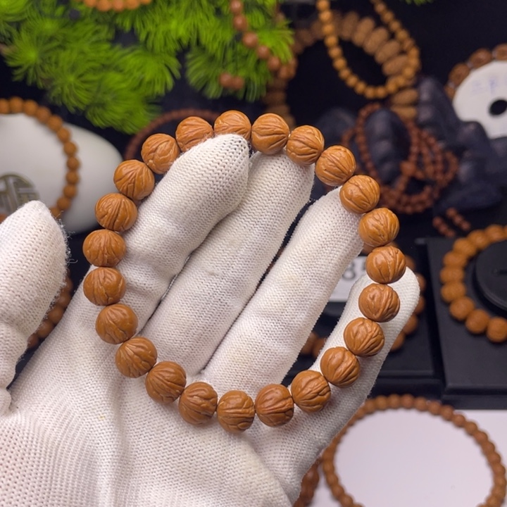 桃核吊坠野生玉龙脊1.0