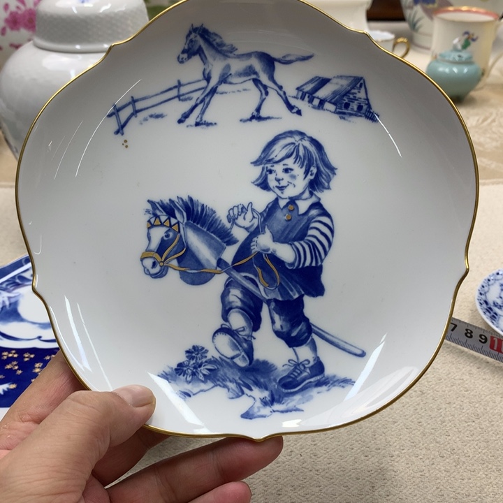 瓷片这份报告指的是自己