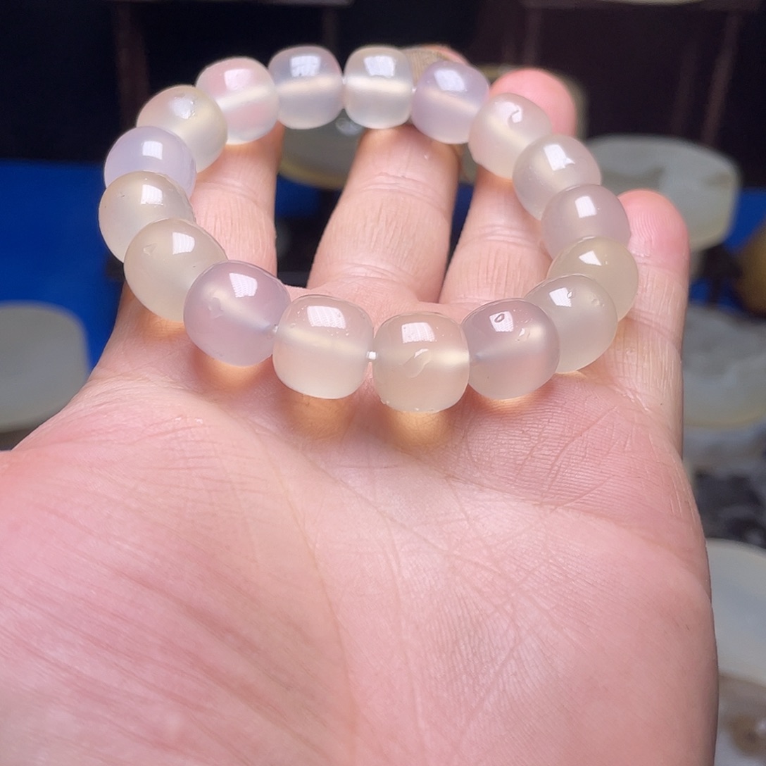 玛瑙/玉髓未镶嵌手链天然玛瑙春彩老形手串