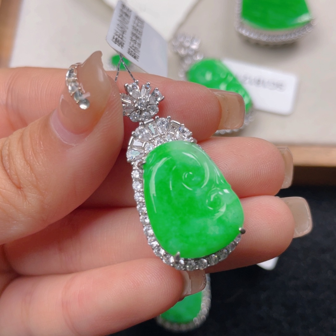 翡翠颈饰银S925镶嵌g g g g h h