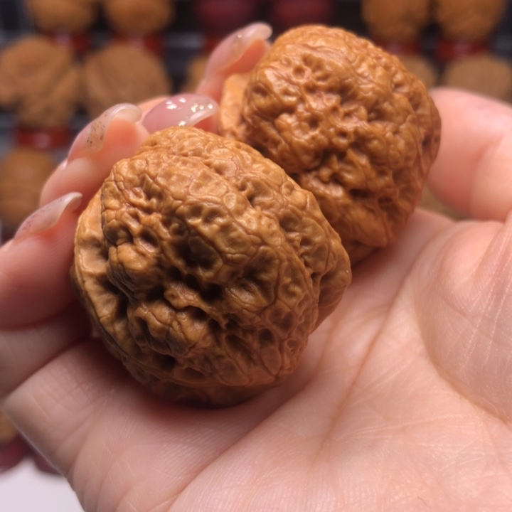 文玩核桃吊坠13金貔貅